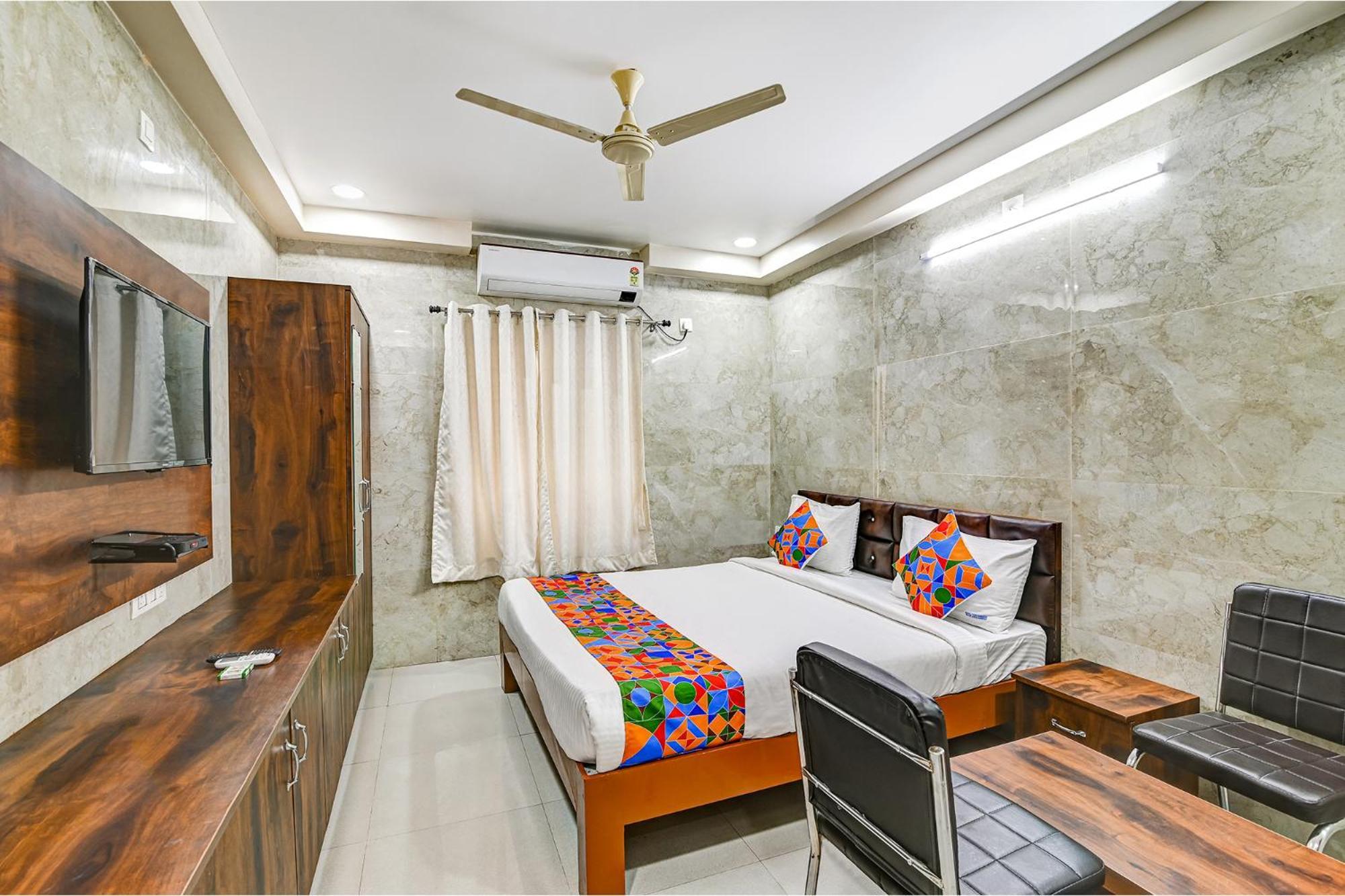Fabhotel Srinivasa Guest House Tirupati Exterior photo